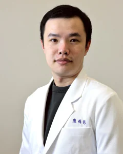 龐鉑諺 醫師